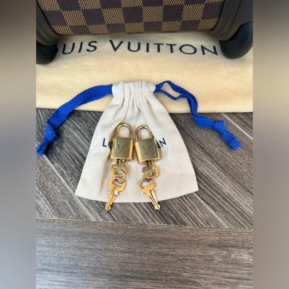 Pegase 45 in Damier Ebene Rolling Luggage - Picture 15 of 16